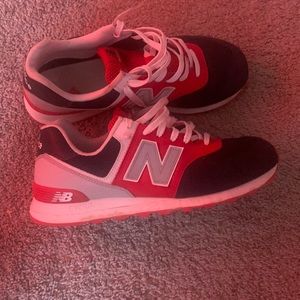 Selling new balances 574s.